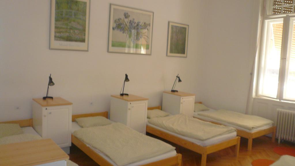 Mm Budapest Hostel Room photo