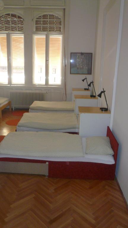 Mm Budapest Hostel Room photo